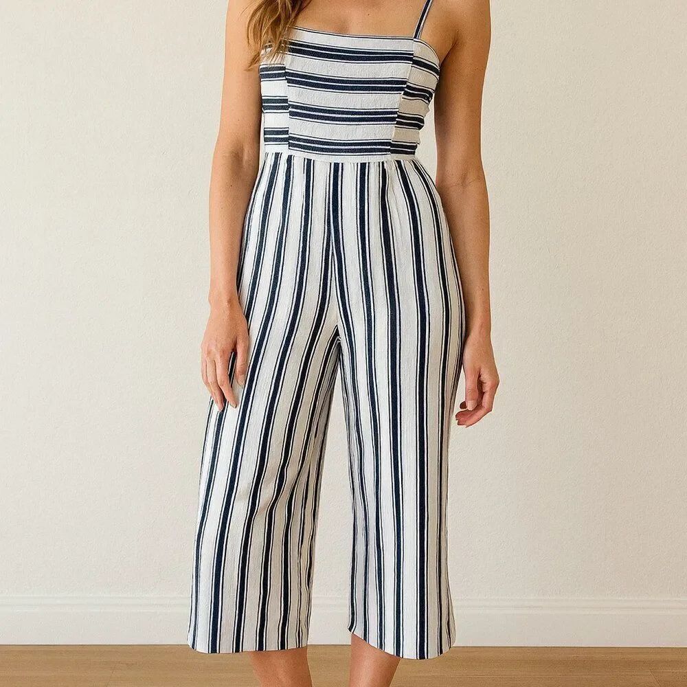 Takara Ivory Blue Striped Jumpsuit Modern Calf Length Size 7 Back Zip Minimalist
